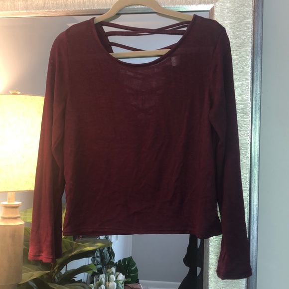 Slightly sheer long sleeve with detailed back - Picture 1 of 5